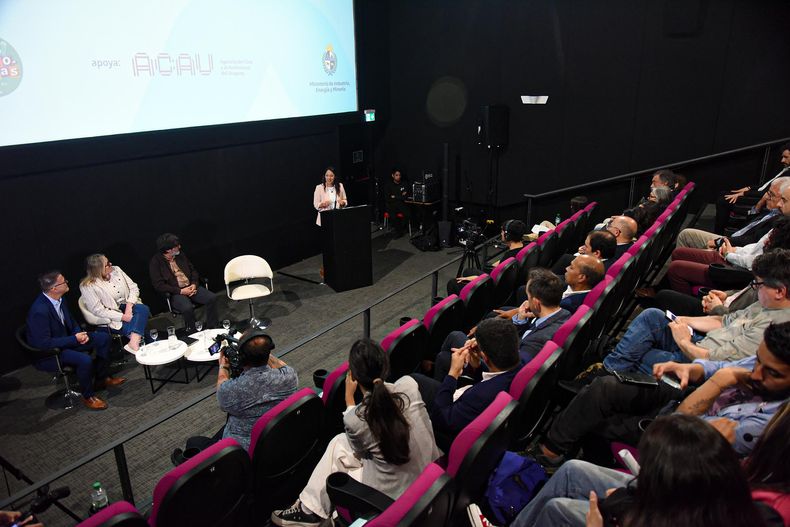 Lanzamiento en Cinemateca de la convocatoria 2025 de Series de Ficción Nacional del MIEM y ACAU.