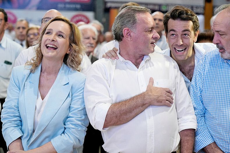 Juan Sartori llegó a Uruguay desde las islas Maldivas y mantuvo distintas reuniones con dirigentes políticos. Foto: Javier Calvelo / adhocFOTOS