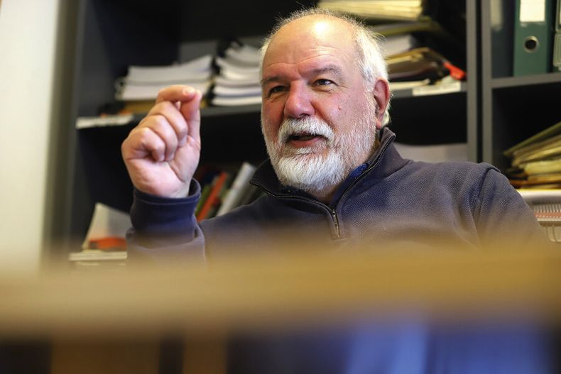 El historiador económico Luis Bértola. Foto: Nicolás Der Agopián / Búsqueda
