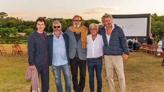 Director del documental Alessio Rigo de Righi, cofundadores de La Huella Gustavo Barbero y Marti´n Pittaluga, Carlos Gorosito y el tambie´n cofundador del parador Guzmán Artagaveytia