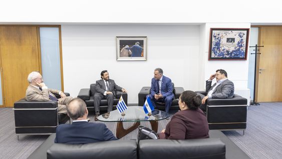Mario Lubetkin, Félix Ulloa, Yamandú Orsi y Alejandro Sánchez. Mario Lubetkin, Félix Ulloa, Yamandú Orsi y Alejandro Sánchez.