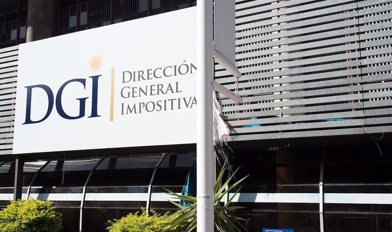 Sede de la DGI, en la avenida Daniel Fernández Crespo.