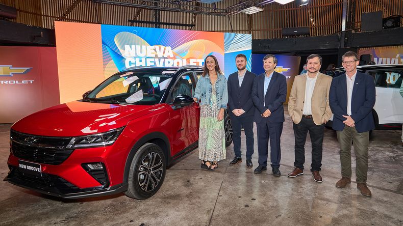 Gerenta de Marketing Uruguay, Argentina y Paraguay Florencia Savignone, brand manager de Chevrolet&nbsp;Sudamérica Gastón Gutiérrez, gerente de Comunicaciones Corporativas Sudamérica Bernardo García,&nbsp;gerente general de GM Uruguay Claudio D’Agostini y head de Marketing Uruguay Felipe Klimas.