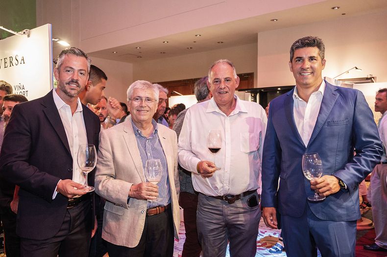 Gerente general de Enjoy Ignacio Sarmiento, ministro de Turismo Tabaré Viera, director nacional de Turismo Roque Baudean y director de Relaciones Institucionales & Ventas de Enjoy Javier Azcurra