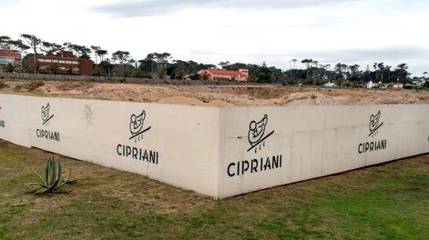 Predio del ex Hotel San Rafael, donde la empresa Cipriani construirá su nuevo edificio