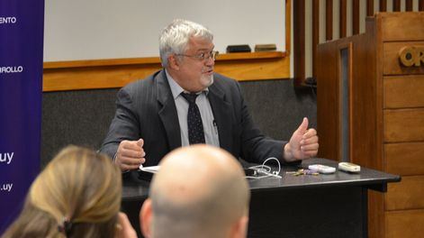 imagen de No “deberíamos dejar” que el “miedo” a los transgénicos sin base  científica controle el comercio, dice experto estadounidense