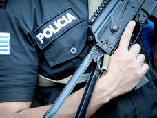 Las armas menos que letales estarán disponibles en las próximas semanas para la Policía Nacional.&nbsp; &nbsp;
