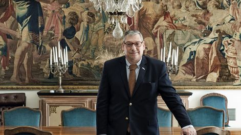 Búsqueda | Desde el 3 de julio de 2020, la residencia ubicada en Palermo Chico es el hogar del embajador uruguayo Carlos Enciso Christiansen y su esposa María Noel Crucci.
