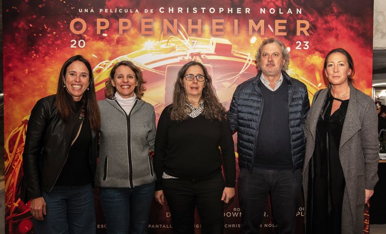Encargada de Marketing y Licencias de RBS Entertainment Josefina Rachetti, integrante de Cinemateca Lorena Pérez, coordinadora general de Cinemateca María José Santacreu y de RBS Entertainment Carlos Parodi y Marina Núñez