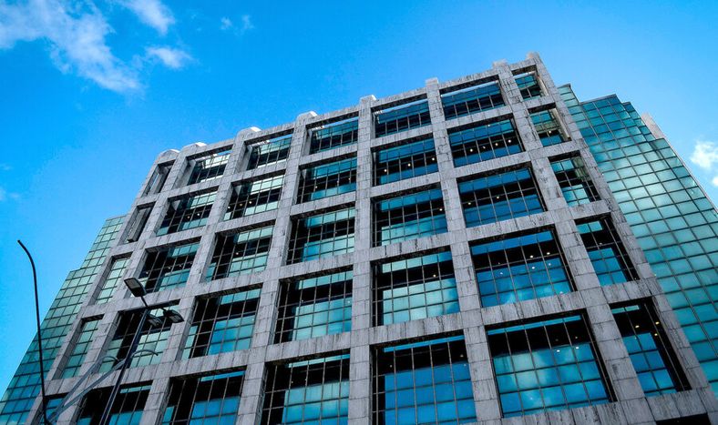 Torre Ejecutiva. Foto: Javier Calvelo / adhocFOTOS