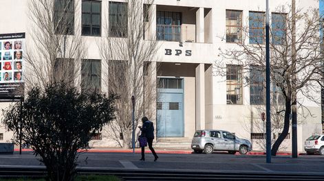 Oficinas del BPS. Foto: Ricardo Antúnez / adhocFOTOS