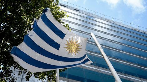 Edificio de la DGI en Montevideo.  