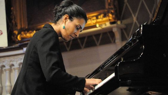 Pianista cubana Camila Cortina
