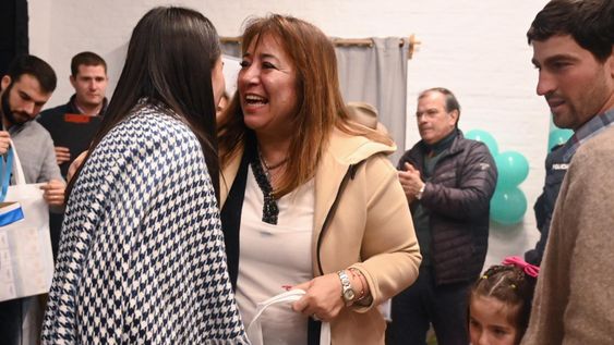 Senadora de Cabildo Abierto Irene Moreira, durante acto de entrega de viviendas en Rivera Senadora de Cabildo Abierto Irene Moreira, durante acto de entrega de viviendas en Rivera