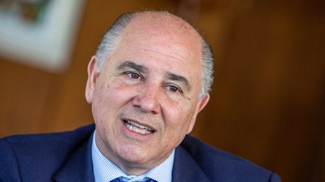 Fernando Pache durante la entrevista con Búsqueda. Foto: Mauricio Zina / adhocFOTOS