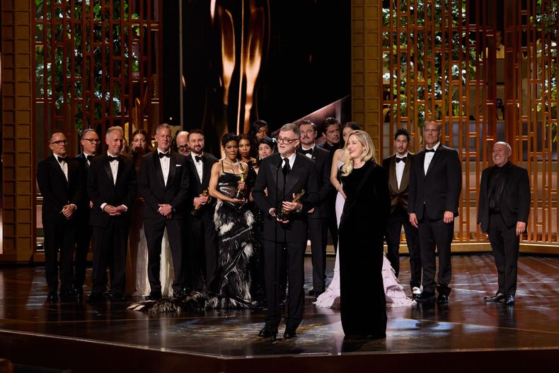 Una batalla tras otra, de Paul Thomas Anderson, fue la gran ganadora de la noche con seis premios, entre ellos Mejor película, Mejor director y Mejor guion adaptado.