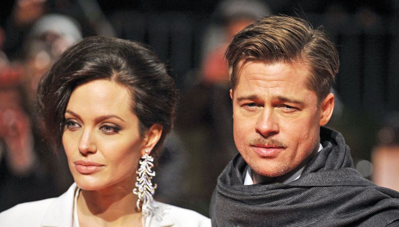 Durante el rodaje de la película Sr. y Sra. Smith, el galán de Hollywood fue acusado de engañar a su esposa, Jennifer Aniston, con la actriz Angelina Jolie, con quien estuvo 10 años de novio y dos de casados. AFP 