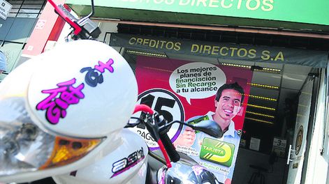 El 14% de las financieras grandes tenían un score de comportamiento. Foto: Javier Calvelo, adhocFOTOS