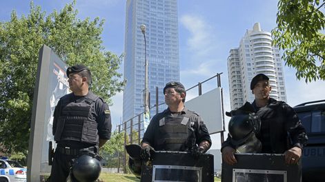 imagen de La Policía detuvo en Uruguay a once presuntos vinculados al poderoso cártel de la droga mexicano Jalisco Nueva Generación