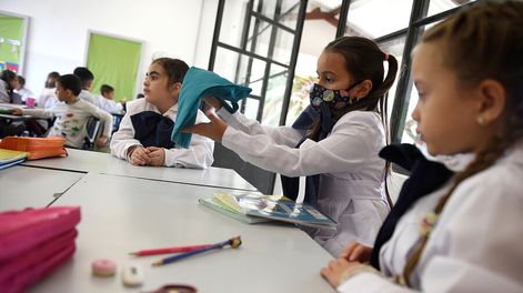 Inicio de clases en la Escuela de Tiempo Completo N° 205 “Maestro Sabas Olaizola” en Las Piedras. Foto: Daniel Rodríguez / adhocFOTOS