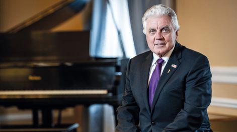 El empresario Lou Rinaldi es el primer uruguayo en convertirse en embajador de Estados Unidos en el país.