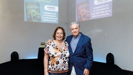 Directora del Museo Ralli Serrana Prunell y el escritor Juan Antonio Varese Directora del Museo Ralli Serrana Prunell y el escritor Juan Antonio Varese