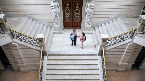 Facultad de Derecho de la Universidad de la República Facultad de Derecho de la Universidad de la República