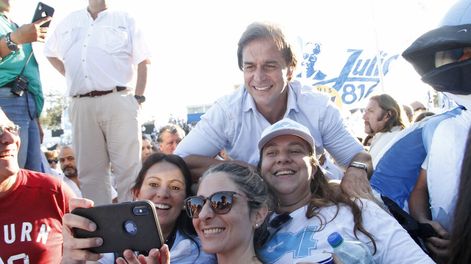 imagen de El peso de las redes sociales aumenta en campaña, pero nadie sabe si llegará al nivel de manipulación de Brasil y Estados Unidos