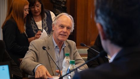 Senador Daniel Borbonet.