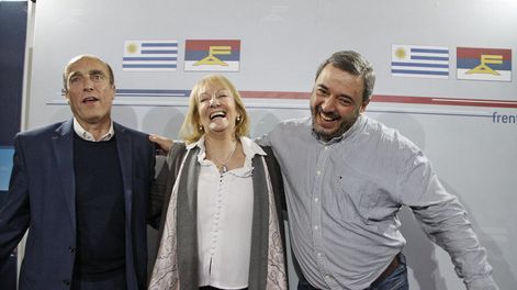 imagen de Analizan una fórmula de consenso integrada por Martínez y una mujer cercana al MPP; pueden ser Cosse, Ayala o Passada