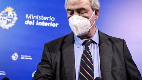 Larrañaga fue velado en el Salón de los Pasos Perdidos. Foto: Javier Calvelo / adhocFOTOS