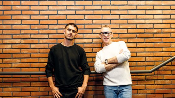 El director de la obra Felipe Ipar junto al dramaturgo Sergio Blanco El director de la obra Felipe Ipar junto al dramaturgo Sergio Blanco