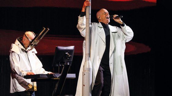 El del dúo británico Pet Shop Boys ha sido uno de los shows más impactantes del festival. El del dúo británico Pet Shop Boys ha sido uno de los shows más impactantes del festival.