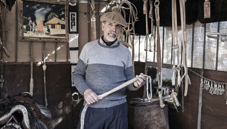 Guzmán Puchalvert fue uno de los primeros en enseñar el oficio a alumnos en Lavalleja y Maldonado.