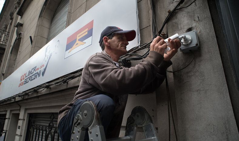 imagen de La salida del gobierno obliga al Frente Amplio a reducir su presupuesto; evalúan despidos y envíos al “seguro de paro”