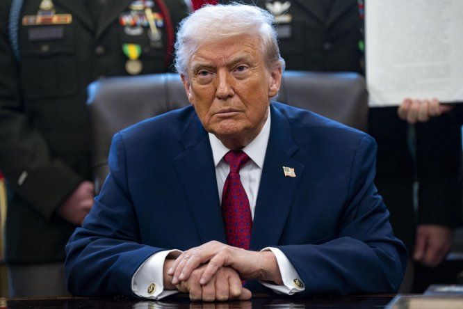 Donald Trump en la Oficina Oval de la Casa Blanca.