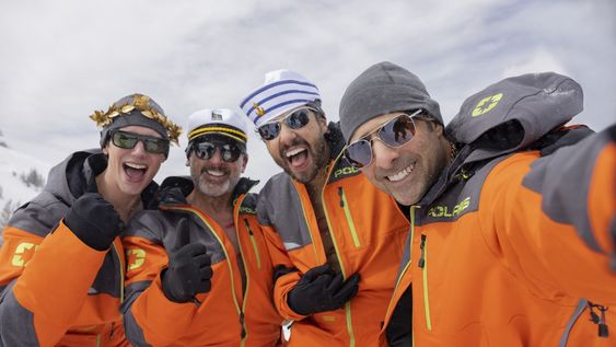 Cory Michael Smith, Steve Carell, Ramy Youssef y Jason Schwartzman