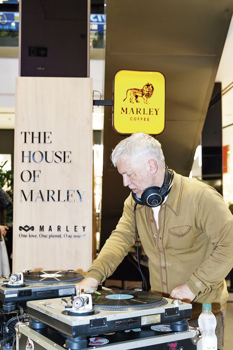 DJ Martín Buscaglia.
