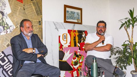 Los senadores Gandini y Sánchez en la Escuela de Periodismo de Búsqueda. Fotos: Lucía Durán / Galería