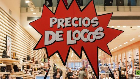 Un comercio de 18 de Julio. Foto: Ricardo Antúnez / adhocFOTOS