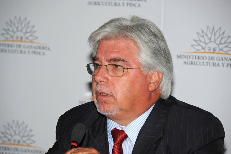 imagen de El ministro de Ganadería y su esposa recibieron préstamo del fondo arrocero, lo que generó críticas de la oposición