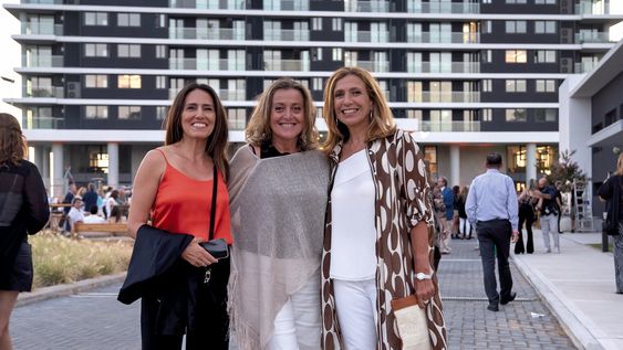Verónica Weiss con Viviana y Susana Kohen