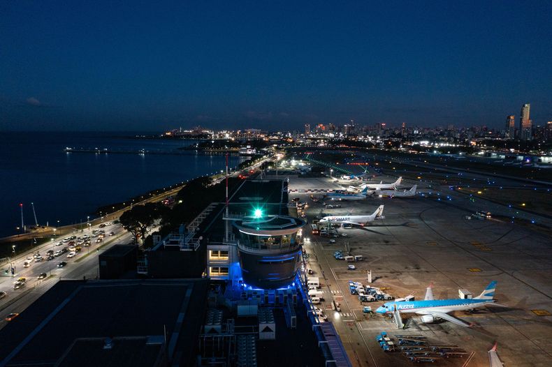 El delincuente uruguayo fue capturado en Aeroparque, Buenos Aires, cuando intentaba escapar de Argentina a Brasil.