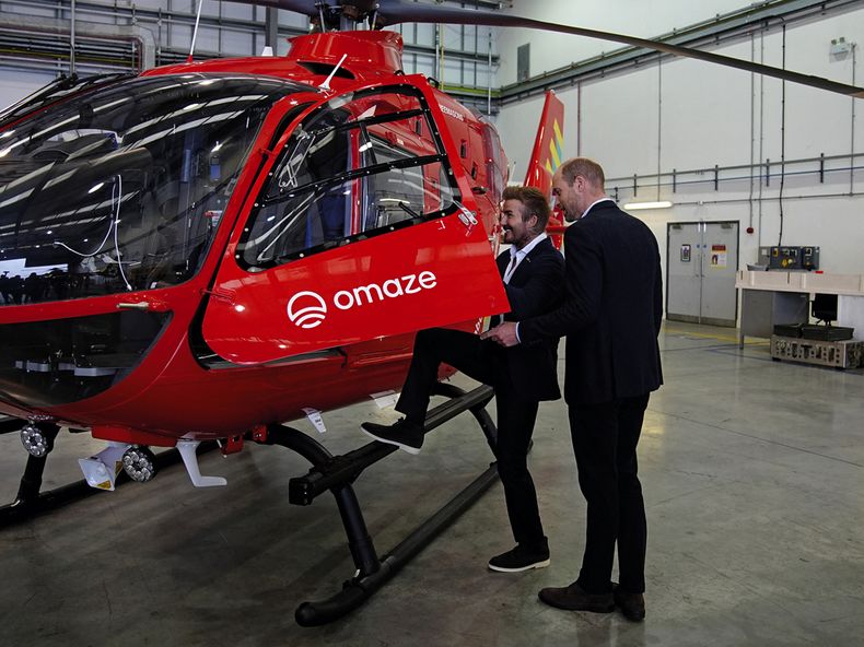 Antes de subir a los helicópteros, William le contó a Beckham algunos detalles sobre el manejo de la nave