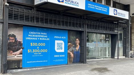 La sede de República Microfinanzas, sobre avenida del Libertador.