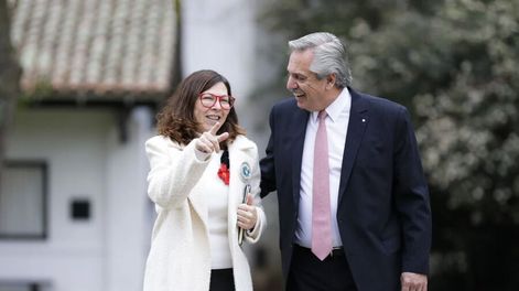 Búsqueda | Batakis, que ratificó el rumbo, junto al presidente Fernández