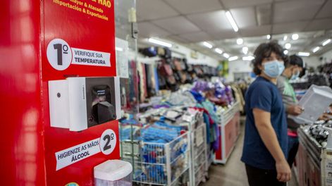 Free shops, parte del paisaje económico de la frontera con Brasil. Foto: Nicolás Garrido / Búsqueda