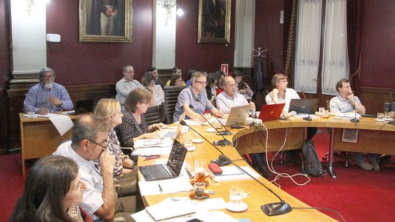 imagen de Arim estrena un Consejo Directivo universitario “amigable”, con “renovación generacional” y mayor “feminización” entre decanos imagen de Arim estrena un Consejo Directivo universitario “amigable”, con “renovación generacional” y mayor “feminización” entre decanos