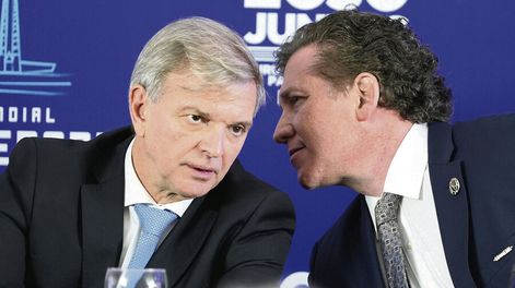 Sebastián Bauzá y Alejandro Domínguez en agosto del año pasado, durante la presentación de la candidatura en Montevideo. Foto: Daniel Rodríguez, adhocFOTOS