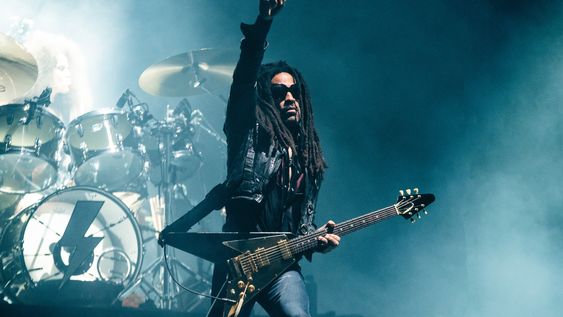 lenny kravitz: una noche de diciembre, un dulce divo conquisto montevideo